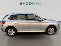 Usado Skoda Kamiq Selection 115 CV (84 kW) 2025 Gris plata SUV