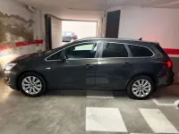 Usado Opel Astra Excellence 136 CV (100 kW) 2015 Gris Familiar