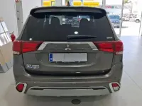 Usado Mitsubishi Outlander P-HEV 224 CV (164 kW) 2020 Marrón SUV
