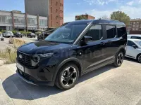 Usado Ford Tourneo Courier Active 125 CV (91 kW) 2025 Negro Monovolumen