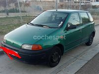 Usado Fiat Punto S 63 CV (46 kW) 1999 Verde Berlina