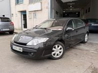 Usado Renault Laguna III 110 HP (80 kW) 2010 Preto Sedan