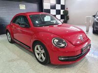 Usado VW Beetle Design 140 CV (102 kW) 2013 Rojo Utilitario