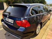 Usado BMW 320 Efficient Dynamics 163 CV (119 kW) 2012 Azul Familiar