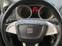 Usado Seat Ibiza Style 105 CV (77 kW) 2011 Gris / plata Berlina