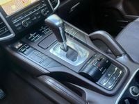 Usado Porsche Cayenne 380 CV (279 kW) 2011 Blanco SUV
