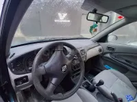 Usado Nissan Almera Comfort 90 CV (66 kW) 2002 Verde Berlina