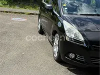 Usado Peugeot 5008 Allure 115 CV (84 kW) 2011 Negro Monovolumen