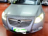 Usado Opel Insignia Cosmo 160 CV (117 kW) 2012 Gris / plata Familiar