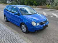 Usado VW Polo Trendline 75 CV (55 kW) 2003 Azul Berlina