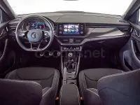 Usado Skoda Kamiq Style 110 HP (80 kW) 2022 Cinzento SUV