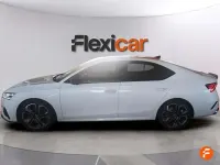 Usado Skoda Octavia RS 245 CV (180 kW) 2021 Blanco Utilitario
