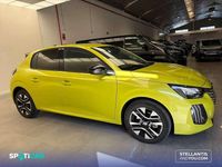 Usado Peugeot 208 Allure 111 CV (81 kW) 2025 Amarillo Utilitario