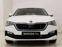 Usado Skoda Scala Ambition 110 CV (80 kW) 2021 Blanco Utilitario