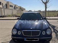 Käytetty Mercedes E200 Elegance 136 HP (100 kW) 2000 Sininen Sedan