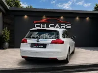 Usado Opel Insignia Sport 130 CV (95 kW) 2011 Blanco Familiar