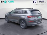Usado Skoda Kodiaq Comfort 150 CV (110 kW) 2022 Gris SUV
