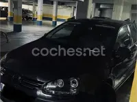 Usado VW Golf IV Trendline 115 CV (84 kW) 2004 Negro Berlina