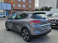 Usado Renault Scénic IV Black Edition 140 CV (102 kW) 2019 Gris / plata Monovolumen