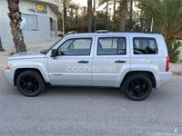 Usado Jeep Patriot Sport 140 CV (102 kW) 2008 Gris / plata SUV