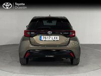 Usado Toyota Yaris Hybrid Style 116 CV (85 kW) 2022 Blanco Berlina