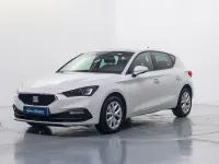 Usado Seat Leon Style 150 CV (110 kW) 2021 Blanco Berlina