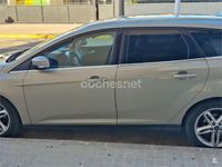 Usado Ford Focus Titanium 120 CV (88 kW) 2017 Gris / plata Familiar