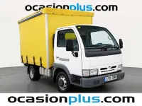 Usado Nissan Cabstar 120 CV (88 kW) 2002 Blanco Pickup/Camioneta