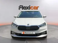 Usado Skoda Fabia Active 80 CV (58 kW) 2023 Blanco Utilitario