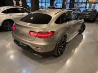 Usado Mercedes GLC220 194 CV (142 kW) 2020 Gris / plata Coupe