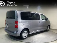 Usado Toyota Proace Verso 145 CV (106 kW) 2023 Gris / plata Familiar