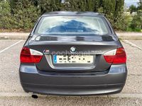 Usado BMW 320 150 CV (110 kW) 2007 Gris / plata Berlina