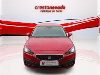 Usado Seat Leon Style 110 CV (80 kW) 2022 Rojo Berlina