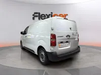Usado Opel Vivaro-e Combi 120 CV (88 kW) 2025 Blanco Monovolumen