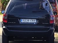 Usado Chrysler Voyager 140 CV (102 kW) 2004 Negro Monovolumen