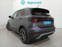 Usado VW T-Cross Sportline 150 CV (110 kW) 2022 Gris / plata SUV