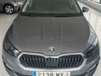 Usado Skoda Fabia 115 CV (84 kW) 2024 Gris / plata Utilitario