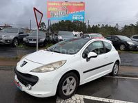 Usado Peugeot 207 75 CV (55 kW) 2009 Blanco Berlina