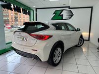 Usado Infiniti Q30 Premium 122 CV (89 kW) 2019 Blanco Berlina