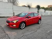 Usado Opel Astra Dynamic 150 CV (110 kW) 2017 Rojo Berlina
