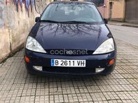 Usado Ford Focus Trend 100 CV (73 kW) 1999 Azul Berlina