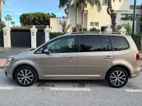 Usado VW Touran Edition 105 CV (77 kW) 2015 Beige Monovolumen