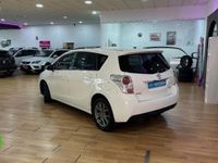 Käytetty Toyota Verso Style 111 HP (81 kW) 2015 Tila-auto