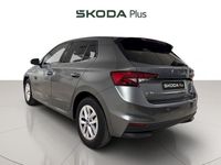 Usado Skoda Fabia Selection 95 CV (69 kW) 2025 Gris Utilitario