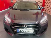 Usado Hyundai i40 115 CV (84 kW) 2018 Azul Berlina