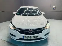 Usado Opel Astra Dynamic 136 CV (100 kW) 2018 Blanco Berlina