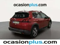 Usado Peugeot 2008 Allure 110 CV (80 kW) 2018 Rojo SUV