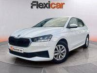 Usado Skoda Fabia Active 95 CV (69 kW) 2022 Blanco Utilitario