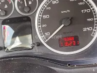 Usado Peugeot 307 110 CV (80 kW) 2001 Gris / plata Utilitario