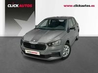 Usado Skoda Fabia Essence 80 CV (58 kW) 2025 Gris / plata Utilitario